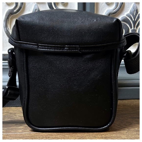 Vintage Fuji Film Camera Bag - Picture 5 of 11